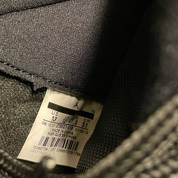 Nike Air Jordan 11 Xl Retro Bred 2012 Size 13 Black Red White - Picture 2 of 16